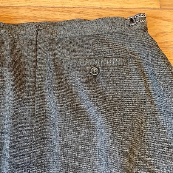 Vintage Grey suit jacket and skirt set, size 8P - Picture 14 of 15